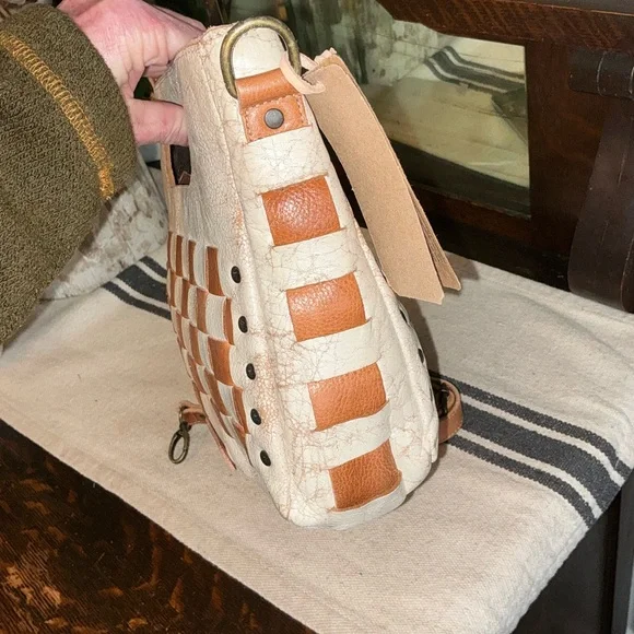 NWT Bed Stu Leather Keiki Crossbody Bag Handbag Nectar Lux Tan Rustic MSRP $235 - Picture 4 of 12